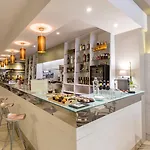 Alda San Carlos فندق سانتياغو دي كومبوستيلا