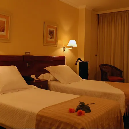 Alda San Carlos מלון 3*