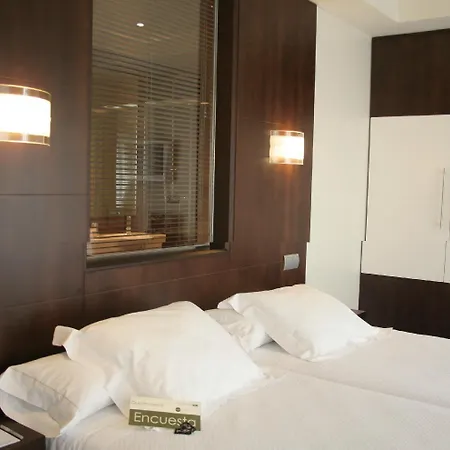 Alda San Carlos 3* サンティアゴ・デ・コンポステーラ