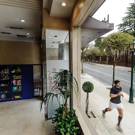 Alda San Carlos サンティアゴ・デ・コンポステーラ